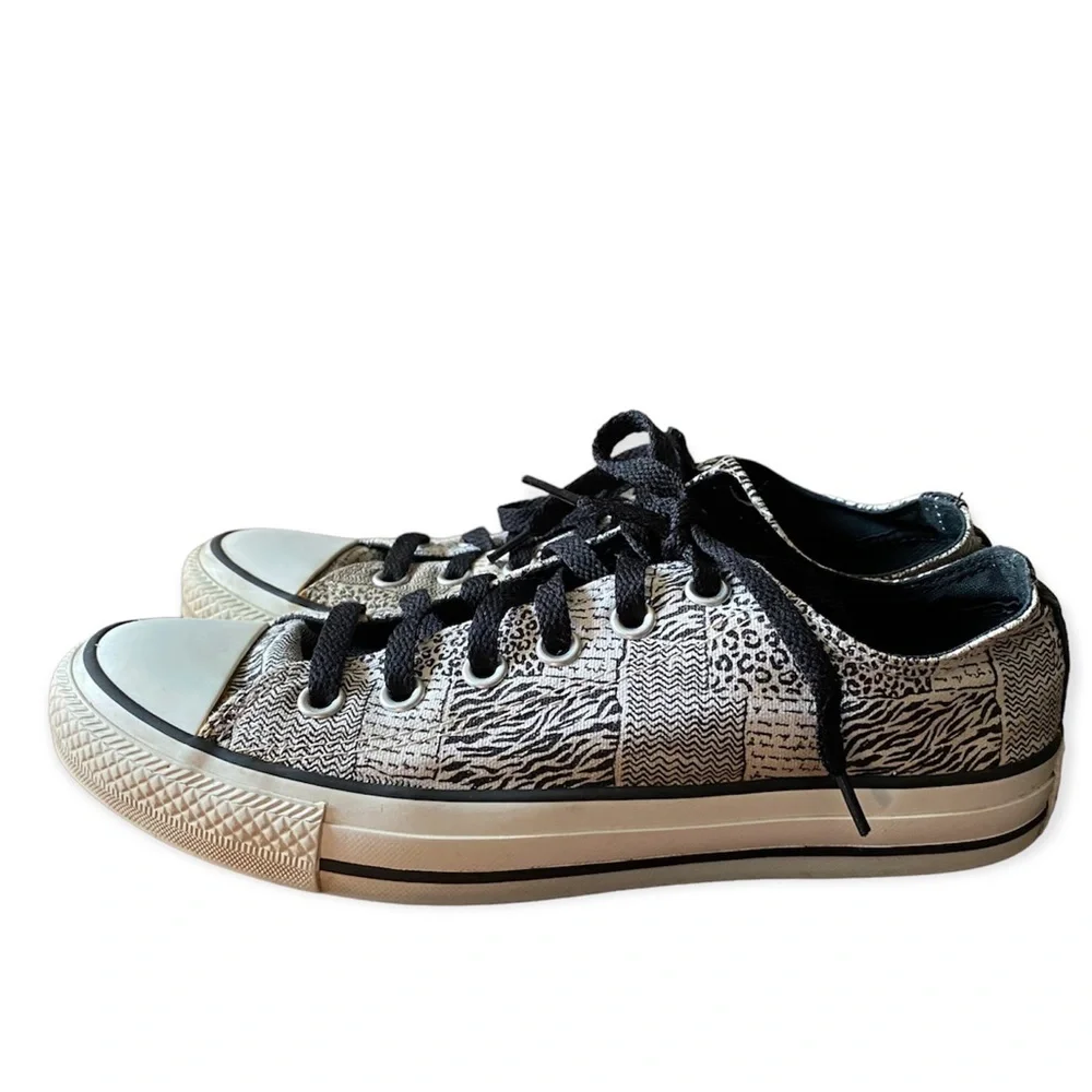 Converse All Star Shoes Womens Size‎ 8 Lace Up Whimsigoth Sneakers